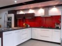 Kính sơn màu ốp bếp – Sự mới mẻ cho không gian bếp - GIA PHÁT THỊNH